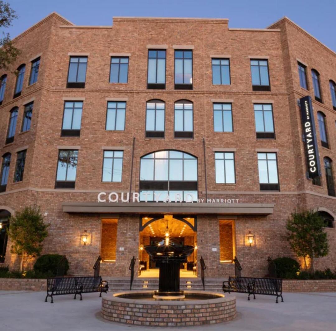 Courtyard Thomasville Downtown Exterior photo
